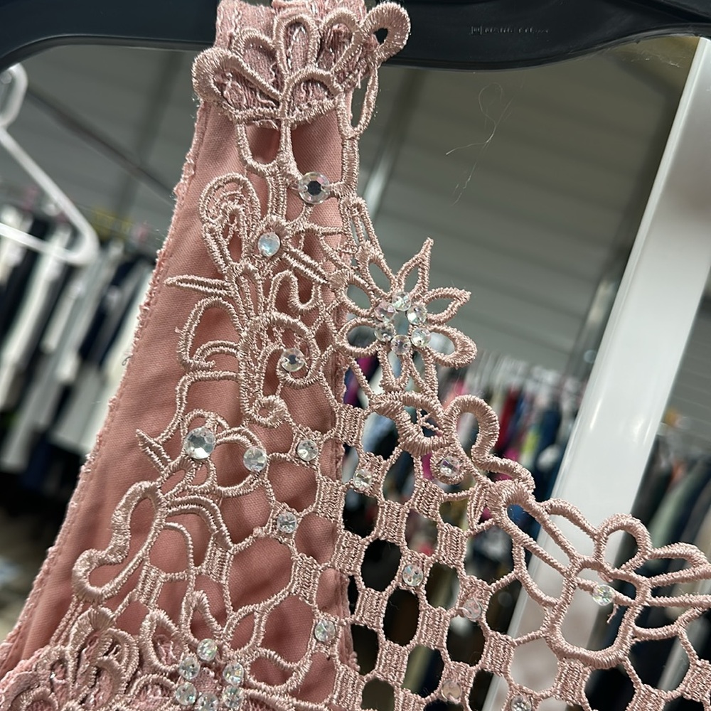 NWT CITY STUDIO DRESS - Picture 3 of 7